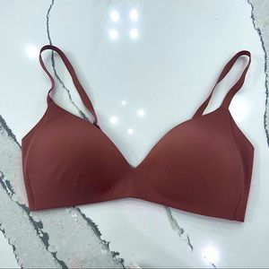 Lululemon bra